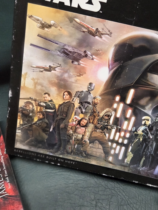 *Star Wars 2000-Piece Puzzle & 'Labyrinth of Evil' Book Bundle - Black/Red New** - Picture 8 of 12